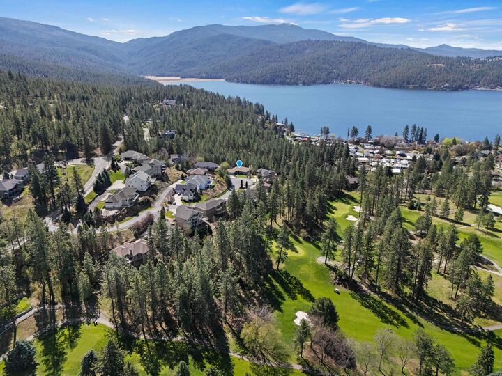 Property Photo: 102 N Lindeblad Ln WA 99019