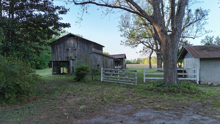 Property Photo: 9439 Charleston Highway SC 29018