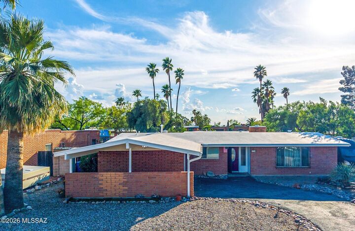 Property Photo:  9230 E Palm Tree Drive  AZ 85710 