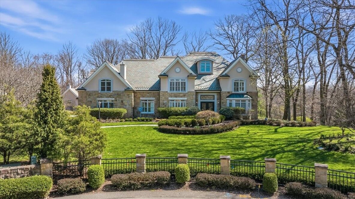 Property Photo:  152 Peppergrass Rd  PA 15005 