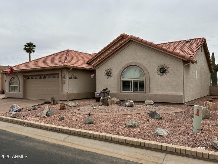 Property Photo: 1797 E Gleneagle Drive AZ 85249