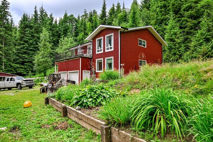 Property Photo: 12297 Roach Street BC V4S 1L4