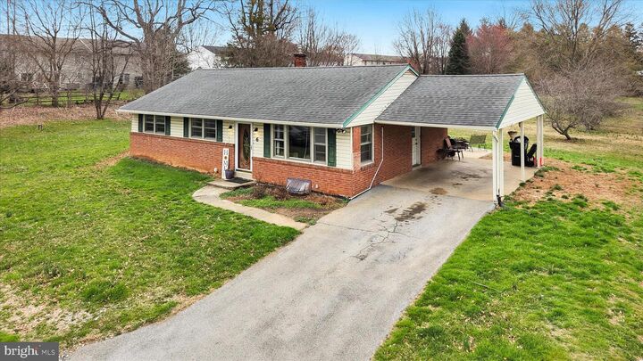 Property Photo:  6 Overlook Drive  PA 17566 
