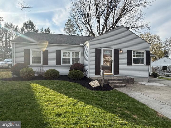 Property Photo: 1294 Warwick Road PA 17011