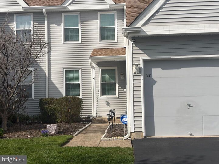 Property Photo: 27 Aspen Court NJ 08505