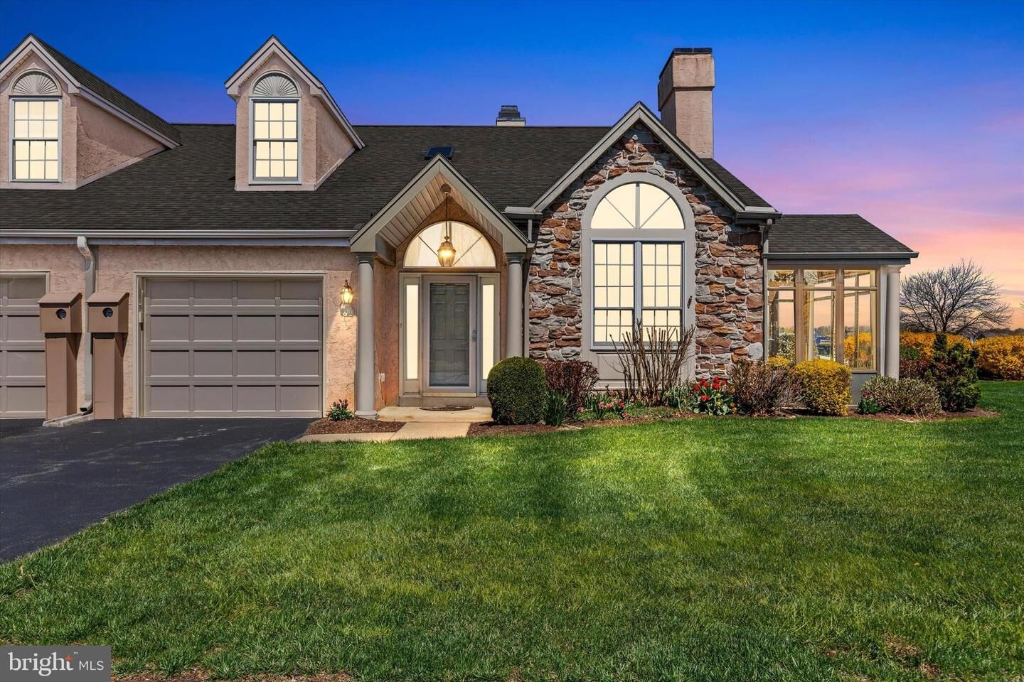 Property Photo:  116 Greenview Drive  PA 17601 