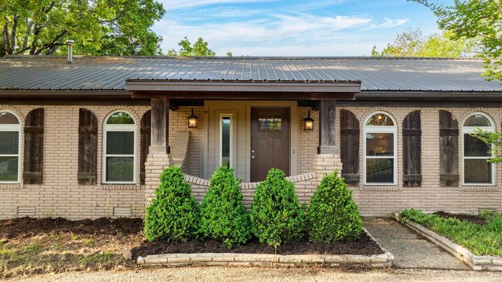 Property Photo:  11833 Rivercrest Dr  AR 72212 