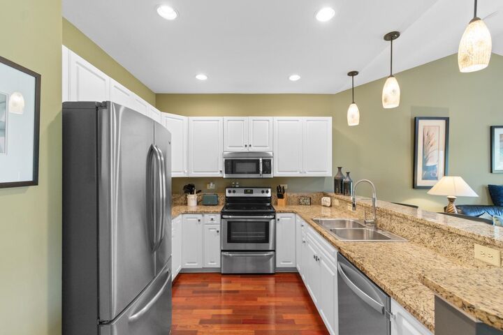 Property Photo:  112 Cypress Point Ct. 302  SC 29579 