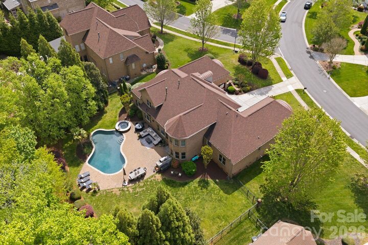 Property Photo:  7004 Camrose Crossing Lane  NC 28104 