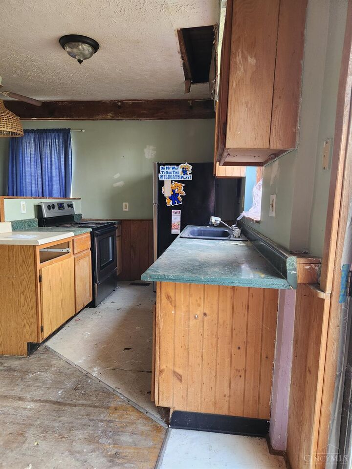 Property Photo: 4 Main Street OH 45003