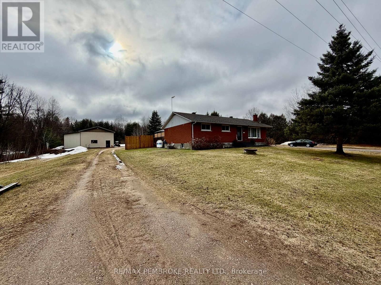 Property Photo:  2313 B Line Road  ON K8A 6W8 