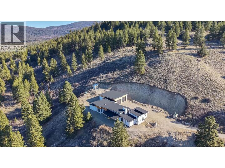 Property Photo: 475 Sasquatch Trail BC V0H 1V6