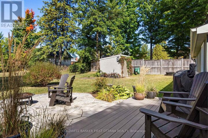 Property Photo:  29 Leslie Street  ON K7H 2X5 