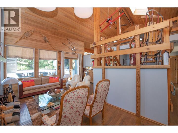 Photo de la propriété:  13804 Ponderosa Way  BC V1B 1A4 