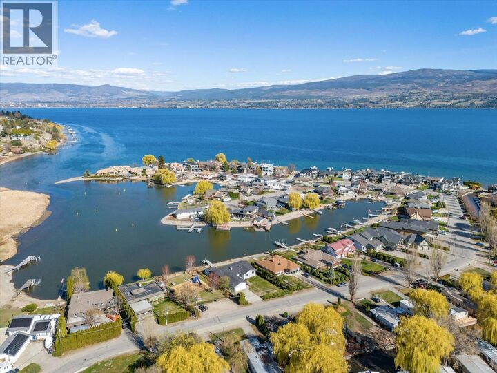 Photo de la propriété: 1428 Green Bay Road BC V4T 2B8