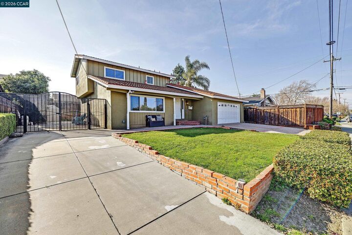 Property Photo:  9597 Davona Dr  CA 94583 