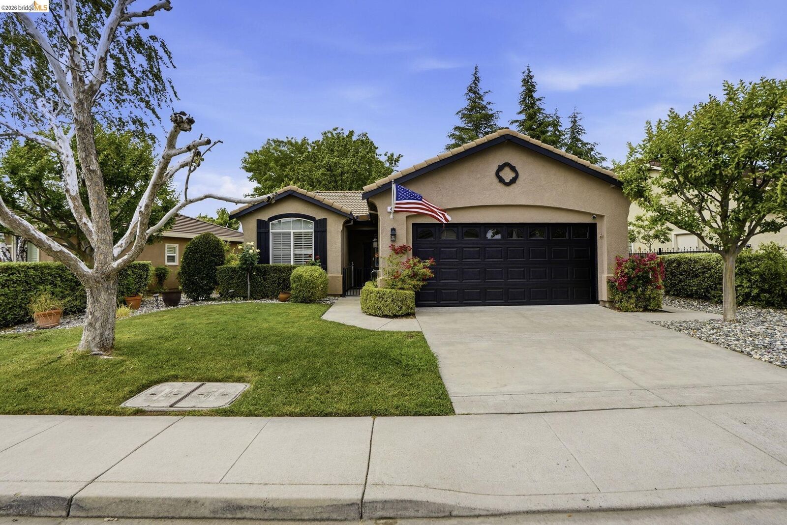 Property Photo: 427 Stephens Dr CA 94513