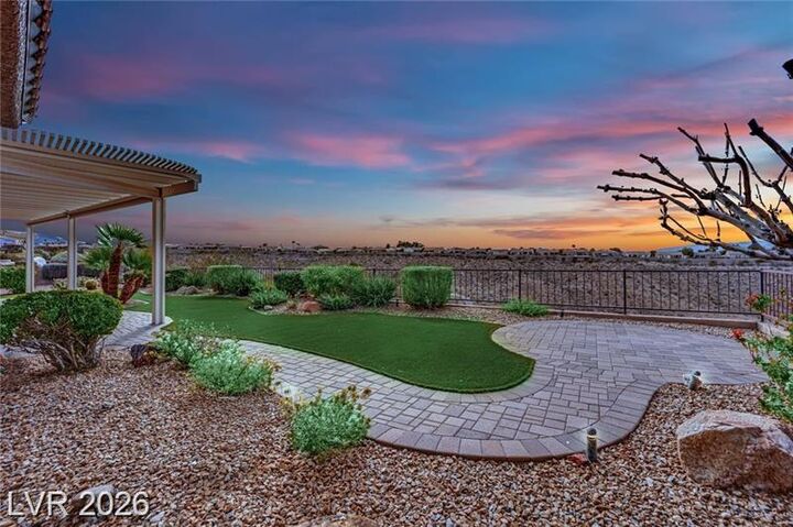 Property Photo:  2621 Evening Sky Drive  NV 89052 