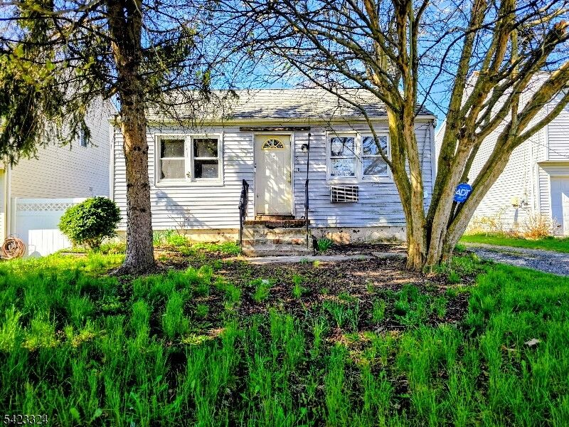 Property Photo:  50 Canal St  NJ 08880 