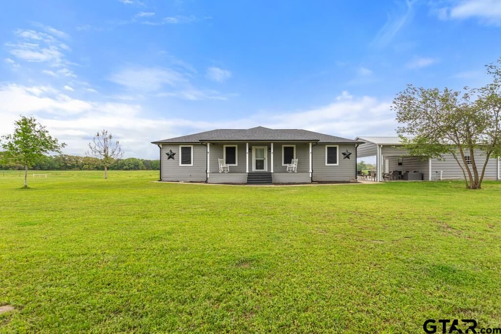 Property Photo: 13070 Cr 411 (Lindale Isd) TX 75706