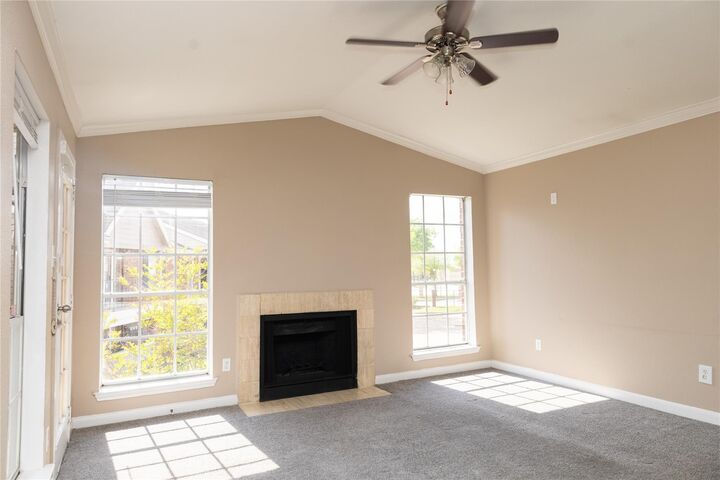Property Photo: 8110 Creekbend Drive 1 TX 77071