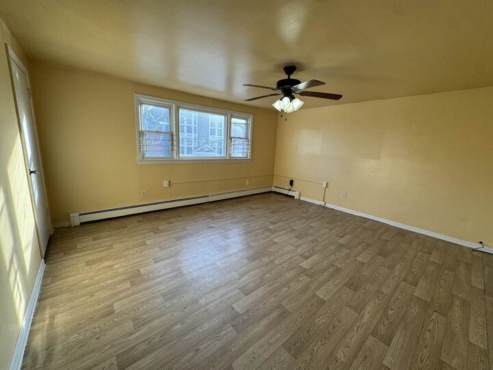 Property Photo:  90 Roosevelt Ave 2  NJ 07304 