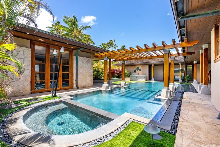 Property Photo:  396 Dune Circle  HI 96734 