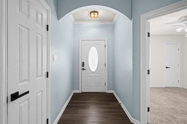 Property Photo:  5906 Valencia Avenue  TX 79407 