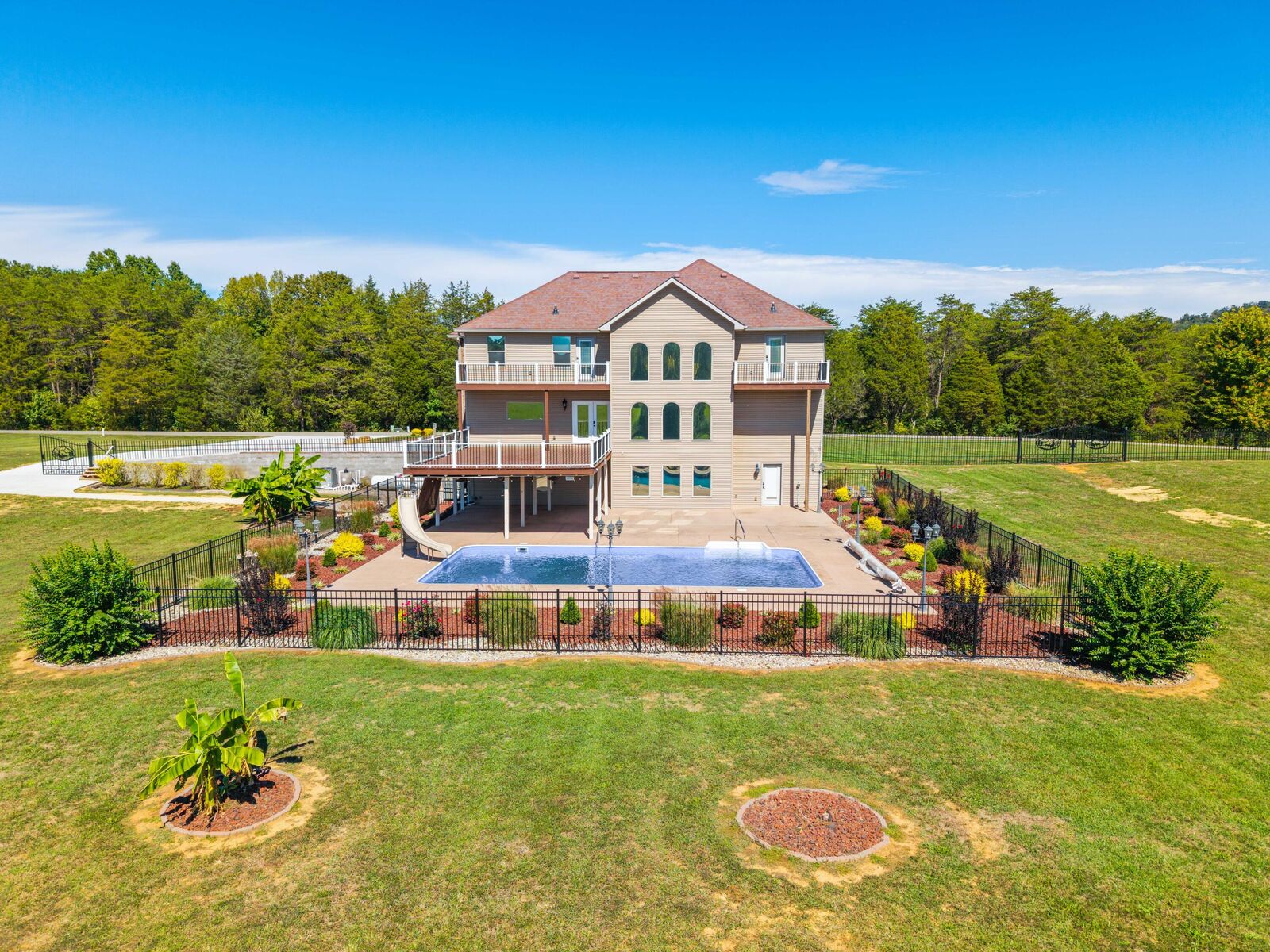 Property Photo:  420 Cedar Pointe Drive  KY 42501 
