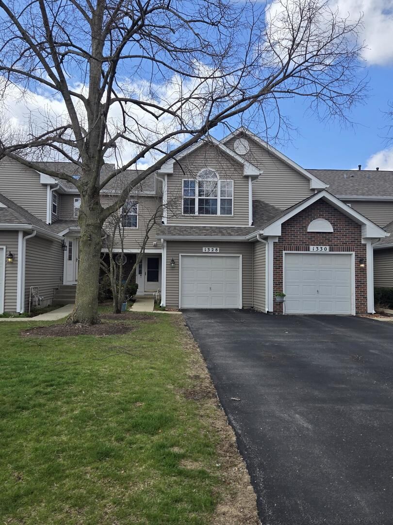 Property Photo:  1328 Shawford Way  IL 60120 