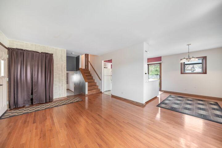 Property Photo:  34 Emery Drive  IL 60914 