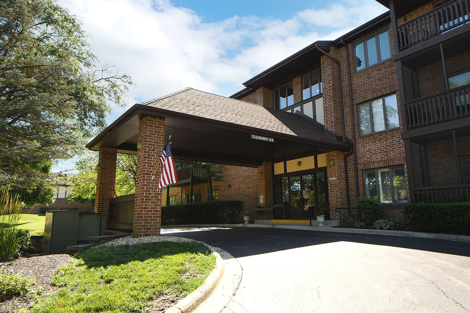 Property Photo:  7737 W Golf Drive 303  IL 60463 