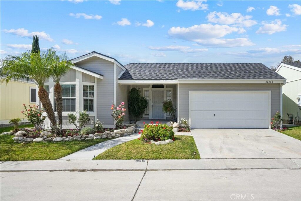 Property Photo: 27903 Vista View Drive CA 91351