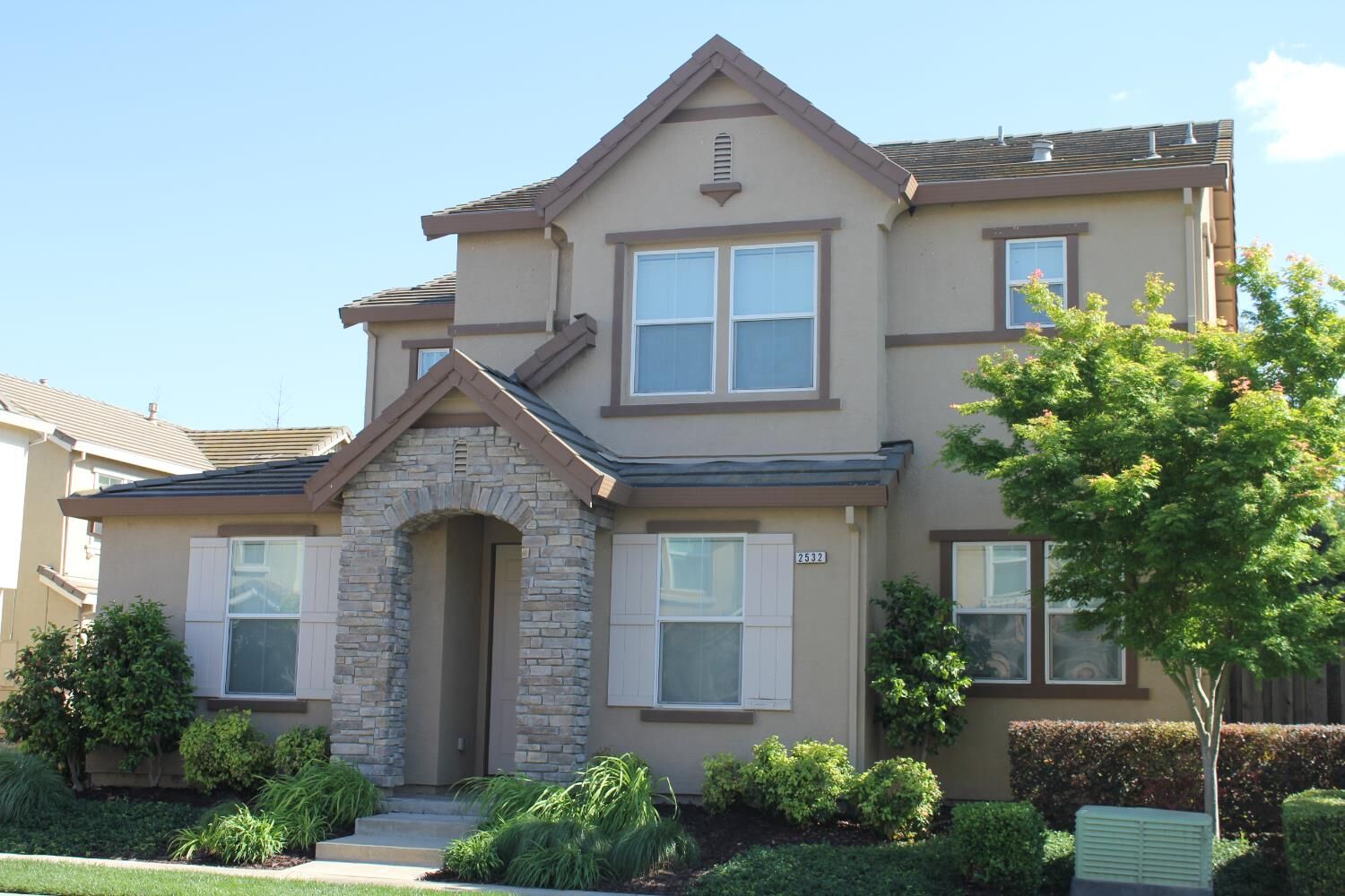 Property Photo:  2532 Cottage Pointe Drive  CA 95367 