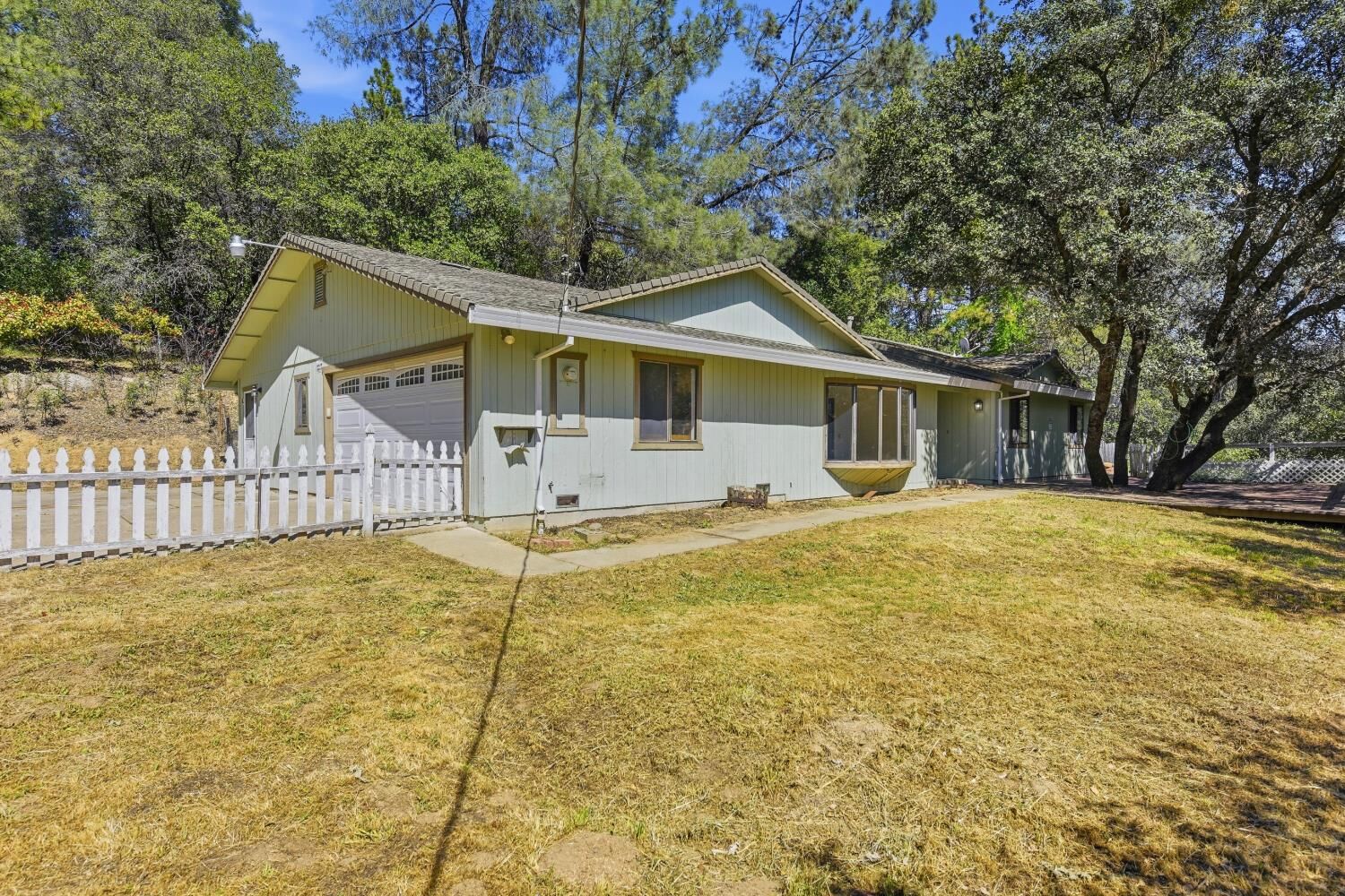 Property Photo: 1785 Zia Road CA 95667