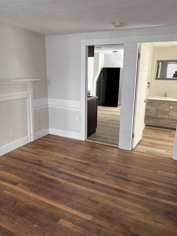 Property Photo:  7 Morrill Street  NH 03064 