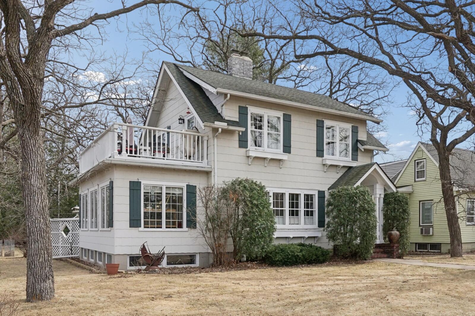 Property Photo:  1502 Kilian Boulevard SE  MN 56304 