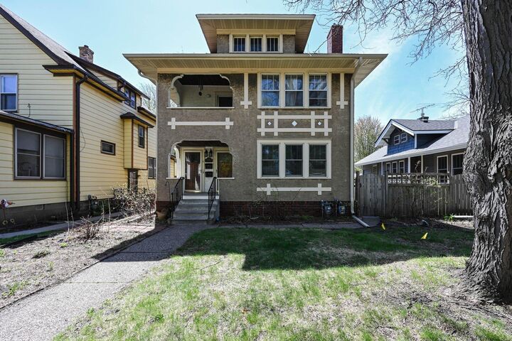 Property Photo:  1254 Thomas Avenue  MN 55104 