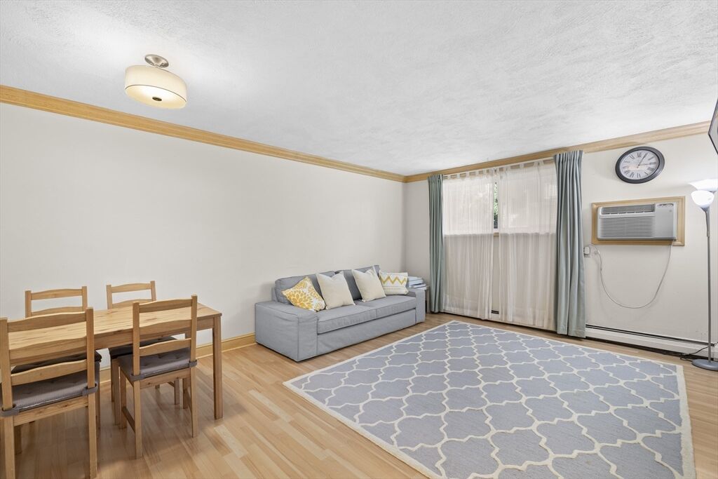 Property Photo:  266 Albion St 6  MA 01880 