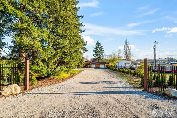 Property Photo:  15329  104th Avenue SE  WA 98597 