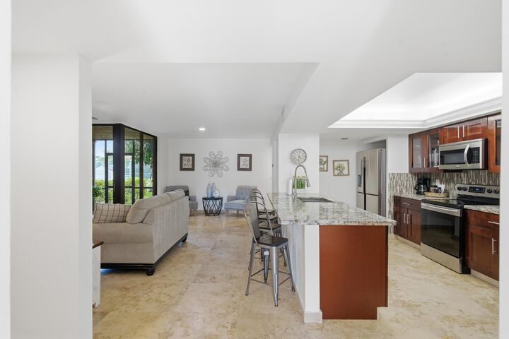 Property Photo: 825 Egret Circle Unit 104 FL 33444