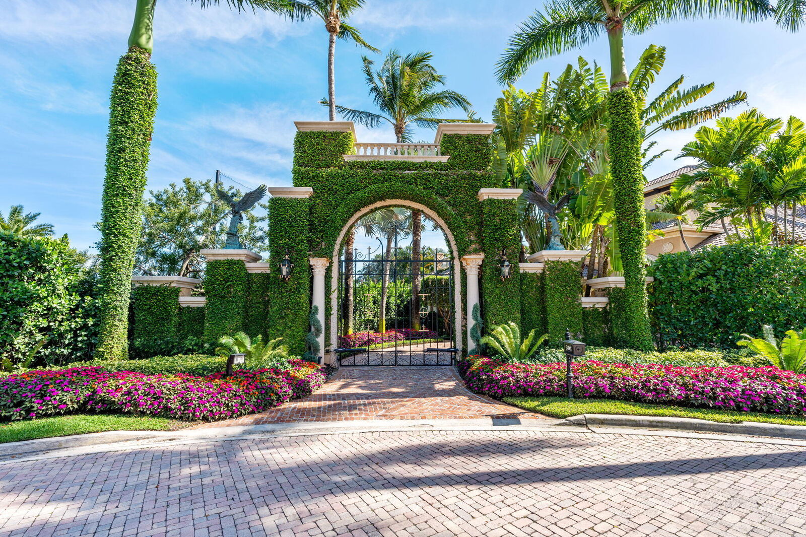 Property Photo:  301 Mizner Lake Estates Drive  FL 33432 