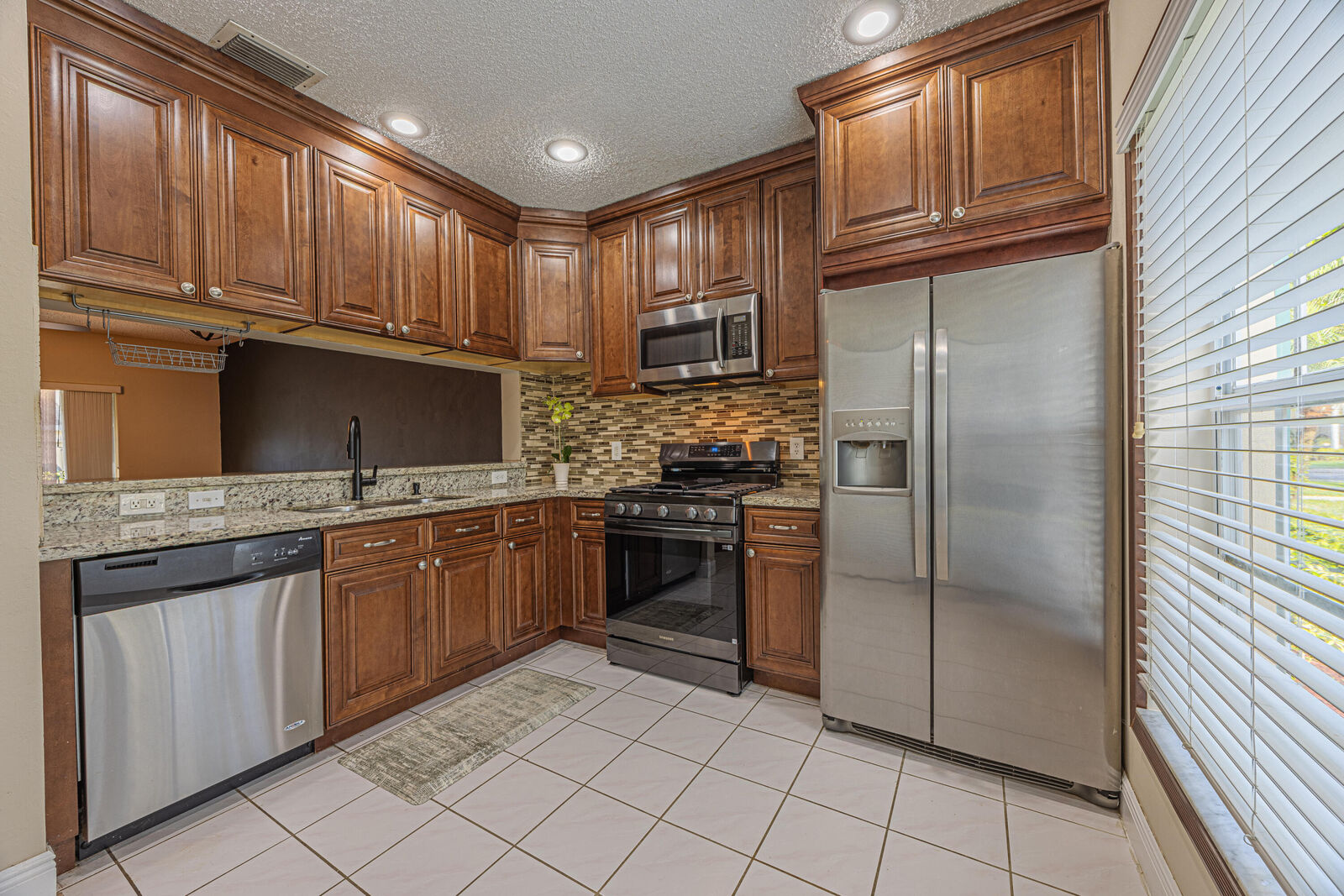 Property Photo:  10931 Sea Hibiscus Lane  FL 33321 