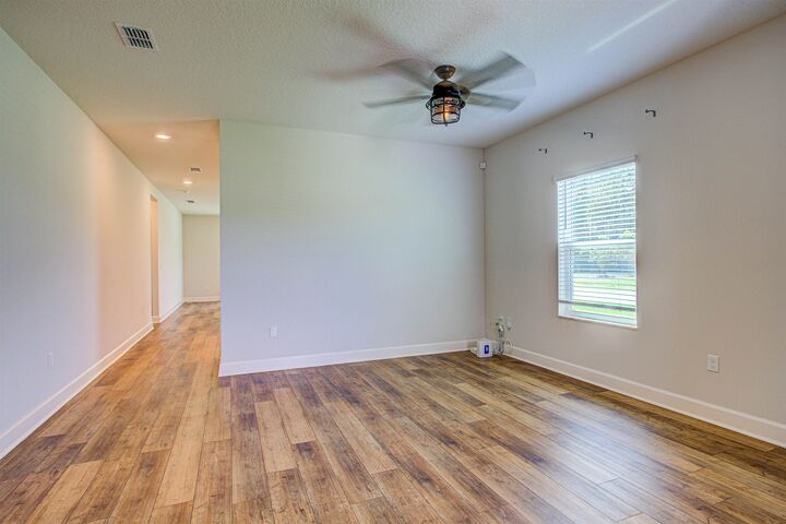 Property Photo:  20 Falcon Ridge Rd  FL 32084 