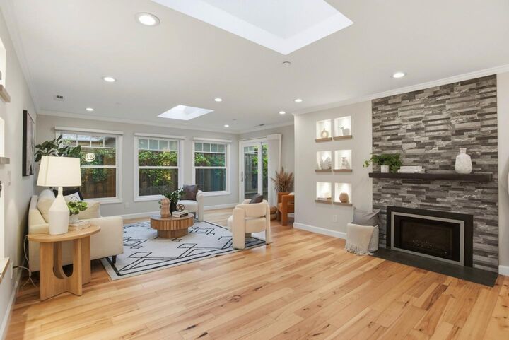 Property Photo: 425 Concord Drive CA 94025