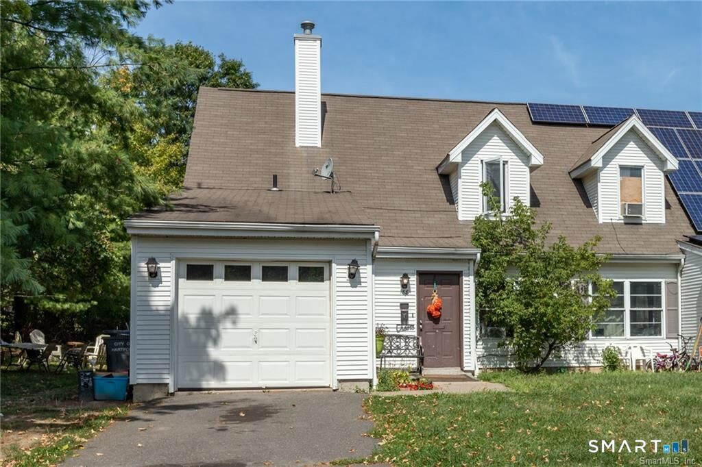 Property Photo:  188 Nilan Street  CT 06106 