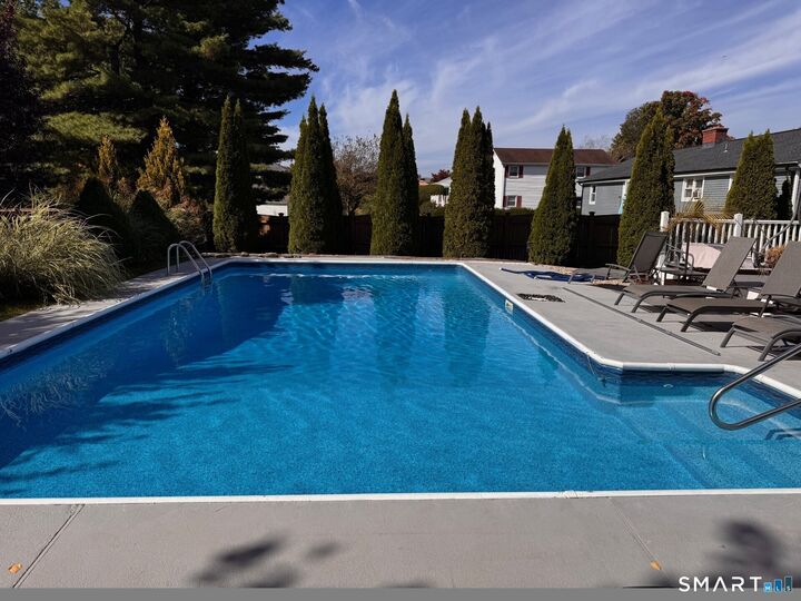 Property Photo: 993 Cloverdale Circle CT 06109