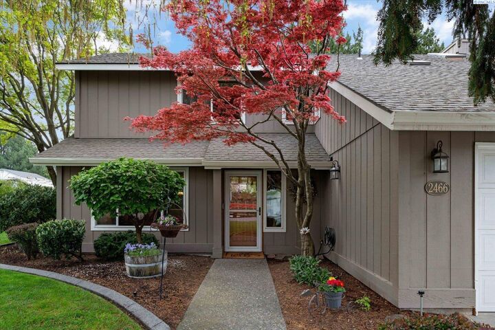 Property Photo:  2466 Montgomery  WA 99354 