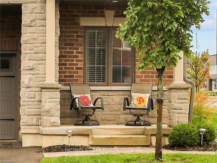 Property Photo: 101 Mallard Trail ON L8B 1W5