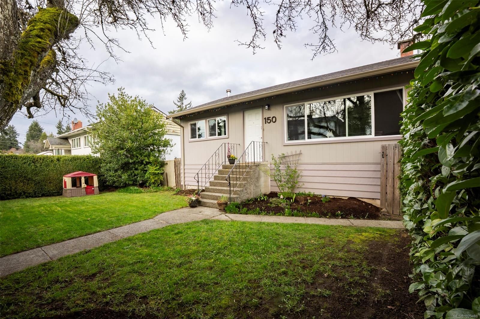 Property Photo:  150 Wakesiah Ave  BC V9R 3J9 